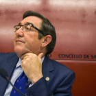 El alcalde de Santiago de Compostela, Ángel Currás, en la rueda de prensa ofrecida ayer.