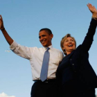 Barack Obama y Hillary Clinton hacen campaña juntos, en octubre del 2008 en Orlando.