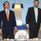 Aznar y Rajoy en la cena de Navidad de militantes del PP
