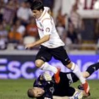 David Villa encara a Butelle durante el Valencia-Valladolid del pasado sábado