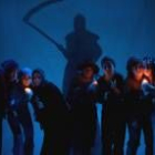 Puesta en escena de «Con la muerte en danza», la obra ganadora