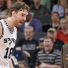 Pau Gasol protesta al árbitro en el último partido de los Bulls.