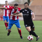 Antonio Martínez ocupó un puesto en el equipo titular de la Cultural frente al Navalcarnero. En la imagen, en un lance del encuentro. GUILLERMO MARTÍN
