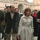 Elena Espinosa, segunda por la derecha, durante la visita que realizó a la capital zamorana