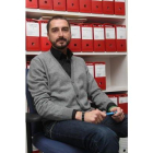 Agustín Pérez Rubio en una de las salas de reuniones del museo.