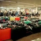 Una imagen de las maletas que se acumulan en los aeropuertos antes de ser embarcadas
