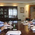 Rosell, Méndez y Toxo, durante la reunión de la negociación colectiva del martes.