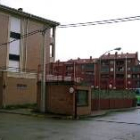 El solar propuesto para el centro de servicios sociales visto desde la calle Plinio El Joven