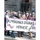 Protesta de jubilados exigiendo el cobro de unas pensiones dignas.