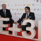 Antonio Silván y Juan Carlos Suárez-Quiñones, ayer en la apertura del congreso. RAMIRO