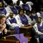 El candidato demócrata, John Kerry, ayer, durante una misa celebrada en Ohio