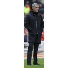 El entrenador portugués en un partido en la banda.