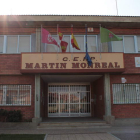 Fachada de uno de los colegios del municipio. DL