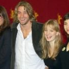 La cineasta Isabel Coixet con los actores Scott Speedmann, Sarah Polley y Leonor Watling
