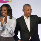 El expresidente Barack Obama y la exprimera dama Michelle Obama, en un acto de la Obama Foundation Summit, en Chicago.