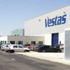 Exterior de la factoría de Vestas en Villadangos.