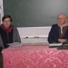 Eutimio Martino (d) y Siro Sanz en la primera de las charlas de historia