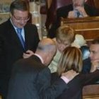 Zapatero, Fernández de la Vega y Blanco hablan con Durán i Lleida (CiU) y Begoña Lasagabaster (EA)