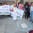 Francisco Fernández, en el momento de descubrir la placa.