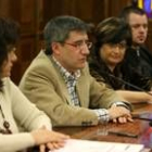 Teresa Gutiérrez, Francisco Fernández, Autora Salguero y Byron Lozano, tras la firma del convenio