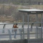 El puente sobre el río Boeza a su paso por la población de Bembibre