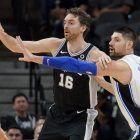 Los Spurs con Pau Gasol caen de locales ante los Magic de Orlando