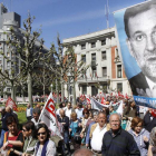 Miles de personas participan en la manifestación del 1 de Mayo en León