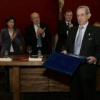 Antonino Fernández, en la entrega de un premio recientemente concedido.
