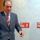 El portavoz socialista, Francisco Ramos, criticó los nombramientos «arbitrarios» de la Junta