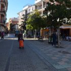 Imagen de la calle Mayor de Valencia de Don Juan esta misma semana.