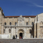 Las Cortes de León de 1188 se celebraron en el claustro de la Basílica de San Isidoro. FERNANDO OTERO