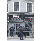 Imagen del cibercafé donde se produjeron varias detenciones.
