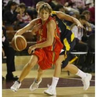 La capacidad de Djuric, con el balón en su mano derecha, no bastó para superar al Estudiantes