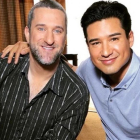Dustin Diamon y Mario Lopez, excompañeros en 'Salvados por la campana', en la entrevista para Extra TV.