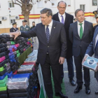 El ministro del Interior, Juan Ignacio Zoido, da a conocer los resultados de una operación policial contra el narcotrafico en el puerto de Valencia.