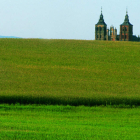 Vista de la catedral de Astorga desde la Vía de la Plata. DL