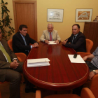 Gómez Franco, Fidentino Reyero, Guillermo García, Alfonso Arias y Ángel Álvarez, en la reunión.