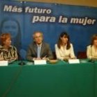El congreso de Mujeres para la Democracia concluye este mediodía