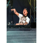 El artista y DJ sueco Avicii, durante una actuación