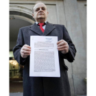 El abogado de Democracia Real a la entrada del Supremo.