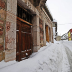 Imágenes del municipio de Cármenes en invierno, uno de los pueblos en los que el alcalde no recibió dinero por sus labores. RAMIRO