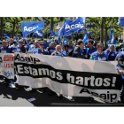 Protesta de los funcionarios de la cárcel de León ante la Subdelegación del Gobierno.