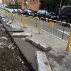 Estado de las obras en la calle Pérez de Lera, ayer, a media tarde.
