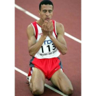 El atleta de origen marroquí, Rashid Ramzi, tras ganar los 800