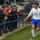 Luis Cembranos celebra el primer gol del conjunto ponferradino frente al equipo segoviano