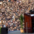 Unas cien mil personas se congregaron para escuchar el único discurso del Obama en su gira europea