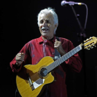 El cantante y compositor Kiko Veneno, en una de sus últimas actuaciones en Pamplona