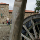 Torreón de los Pernía, en Otero de Escarpizo.