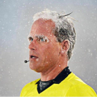 Drew Fischer, el árbitro del partido más frío de la hsitoria de la MLS, congelado.