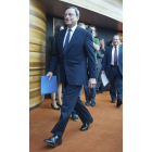 Mario Draghi, a su llegada a la rueda de prensa ofrecida ayer.